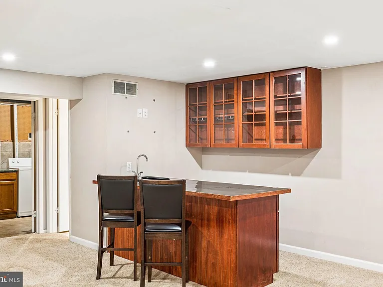 3820 Rolling Way — Photo 36
