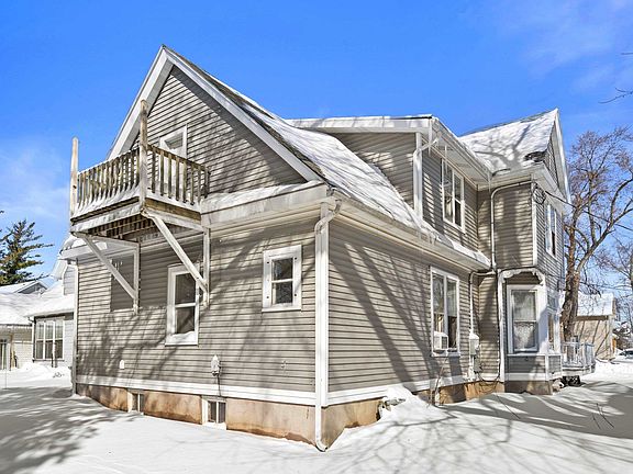 4th image of 501 W Winnebago St