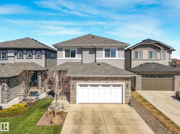 4260 Charles Close SW, Edmonton, AB T6W 3H2