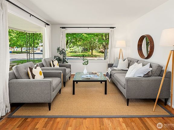 5th image of 2265 NE 73rd Street