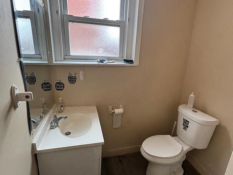 533 Buttonwood St — Photo 8