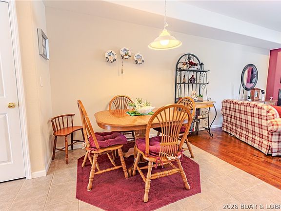 4th image of 562 Hyd A Way Rd Unit 3F