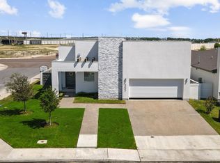 4002 Sun Valley Dr, Laredo, TX 78045