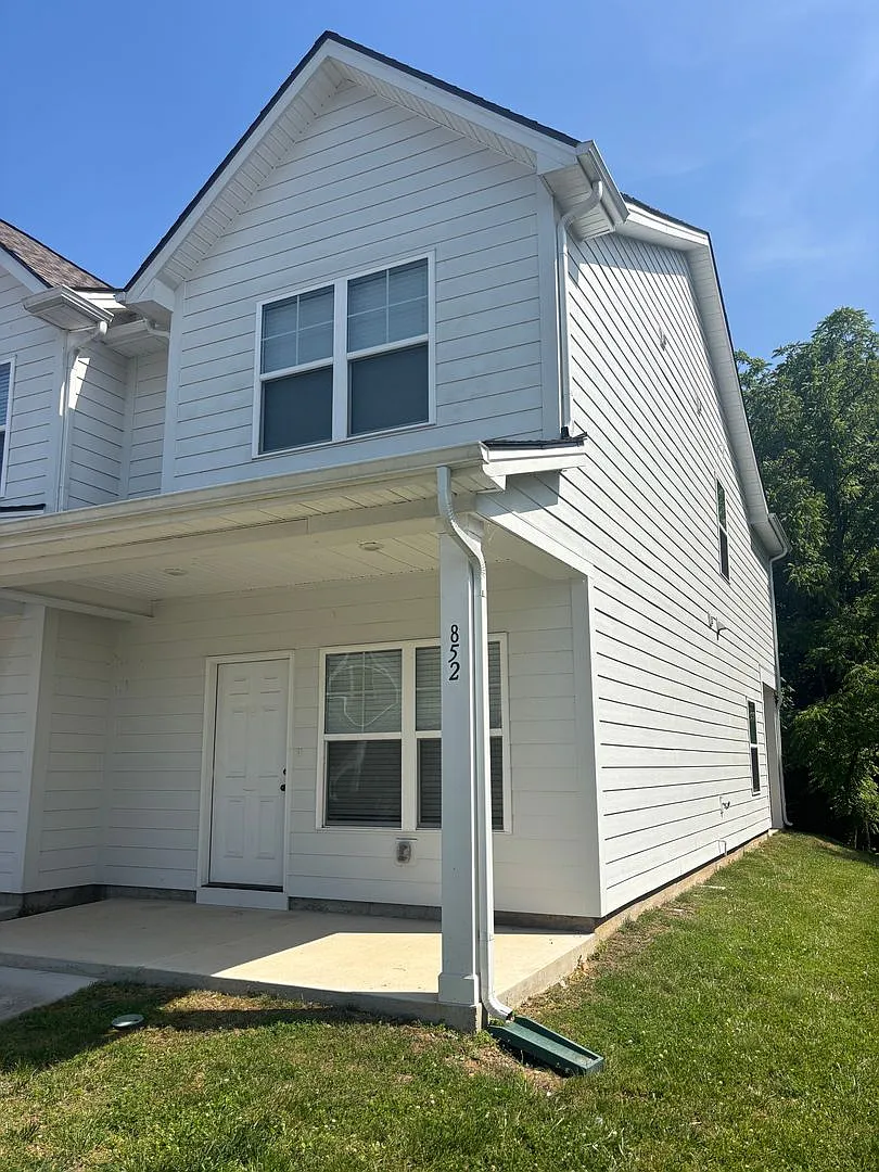Creekside Unit With Flex Room- Villages at Bear Creek in Columbia, TN — Photo 4