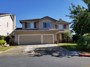 1553 Summer Creek Ct, Vista, CA 92084