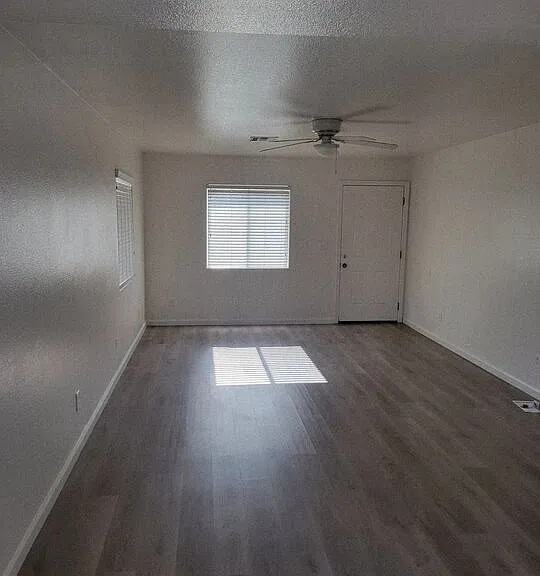730 E Hwy #E — Photo 3
