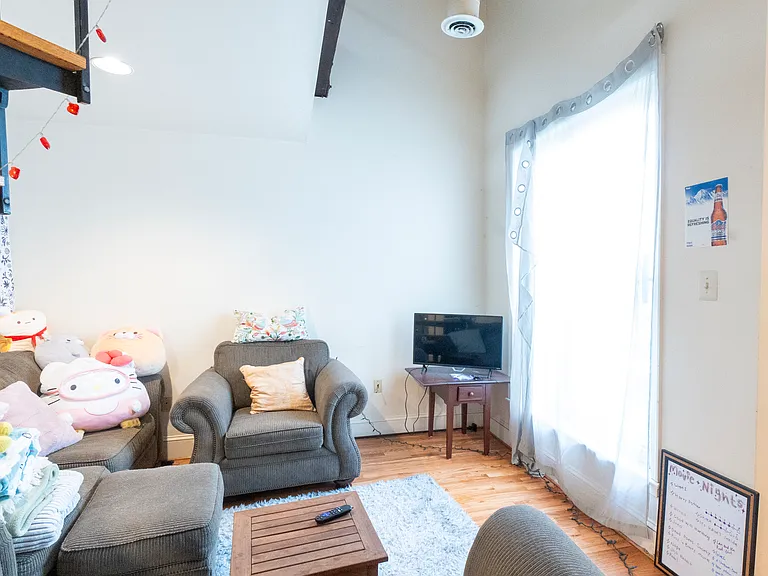 3613 Lancaster Ave — Photo 3