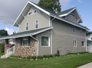 615 E Michigan Ave, Grayling, MI 49738