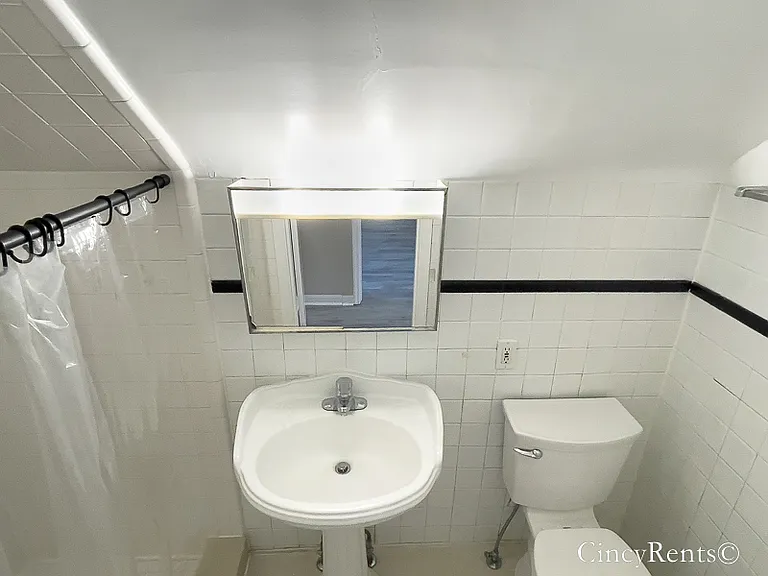 3718 Ault Park Ave — Photo 17