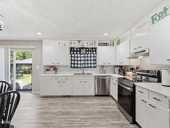 5th image of 7231 SE 67th St