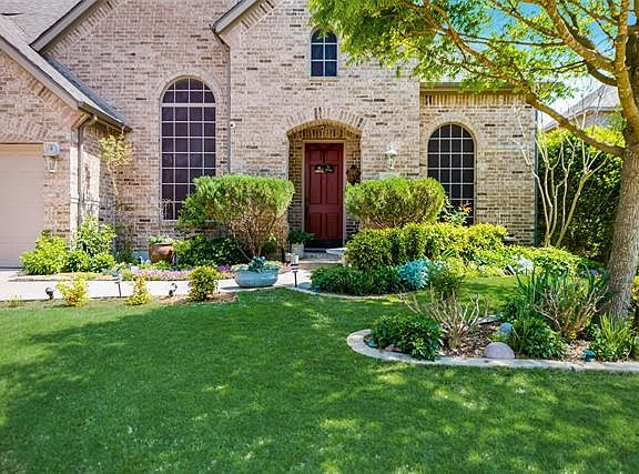 4th image of 2808 Pioneer Dr