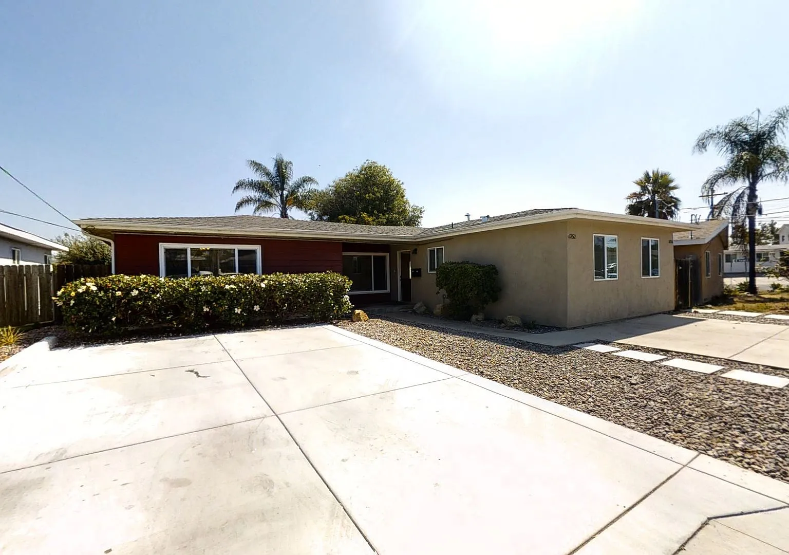 7BD/3BA, Great Backyard w/ POOL — Photo 1