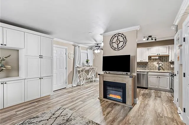 500 Lake Marina Dr #212 — Photo 6