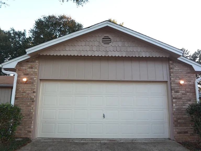 727 Valley Ridge Way — Photo 2