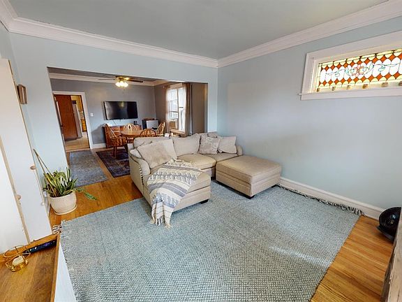 2nd image of 2317 Indianapolis Blvd