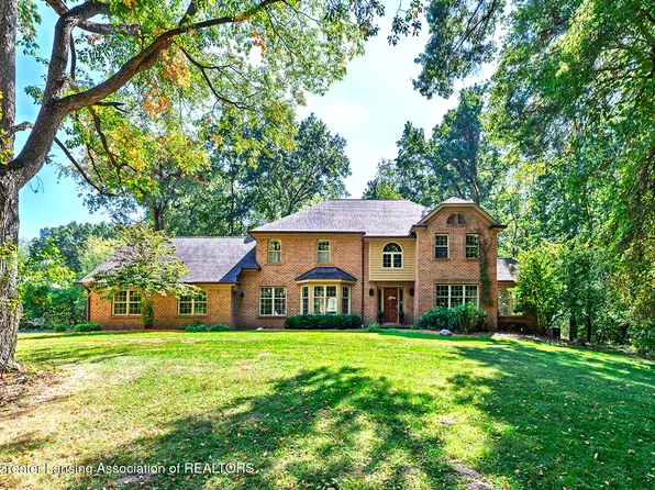 178 Damon Rd, Haslett, MI 48840