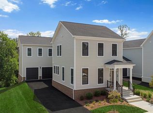 1013 Captain Richards Ct, Marshall, VA 20115