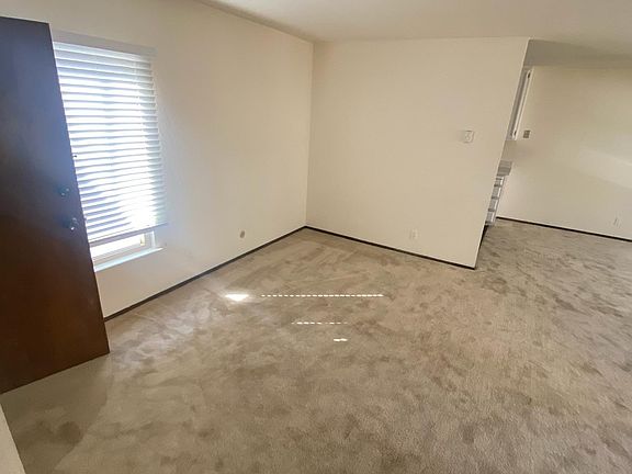 2nd image of 4630 Balboa St #7
