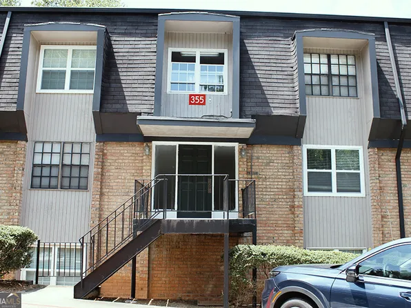 355 Winding River Dr Unit D, Sandy Springs, GA 30350