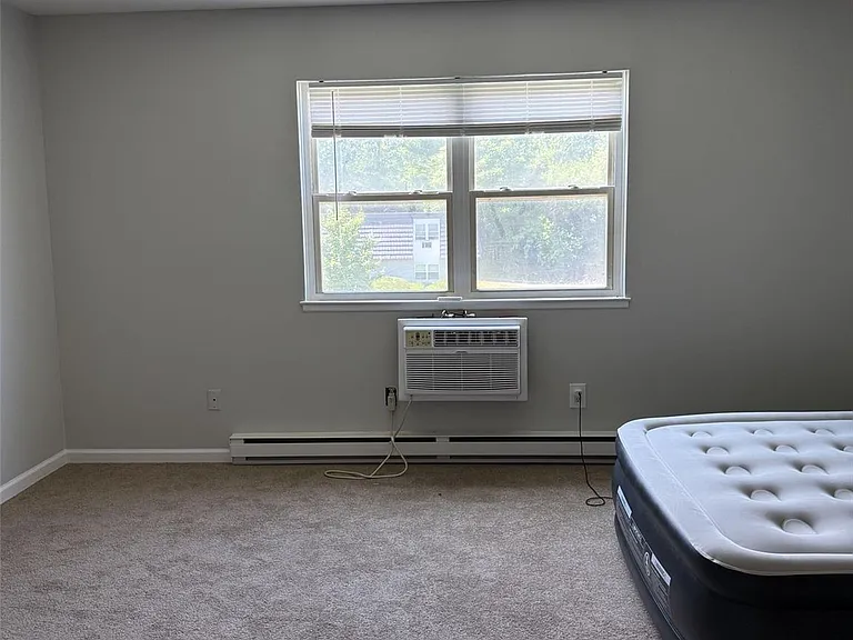 18 White Gate Dr #K — Photo 4