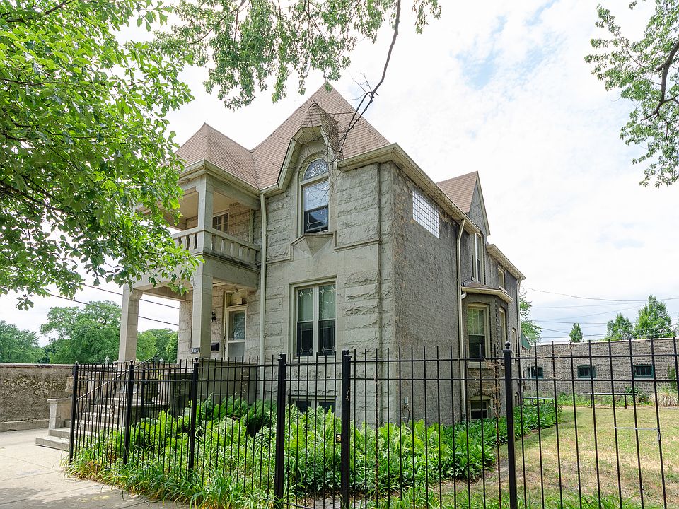 1st image of 4900 N Glenwood Ave