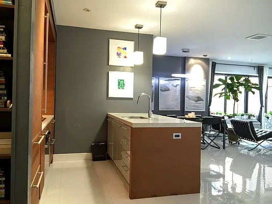 Sold by Owner | media 16