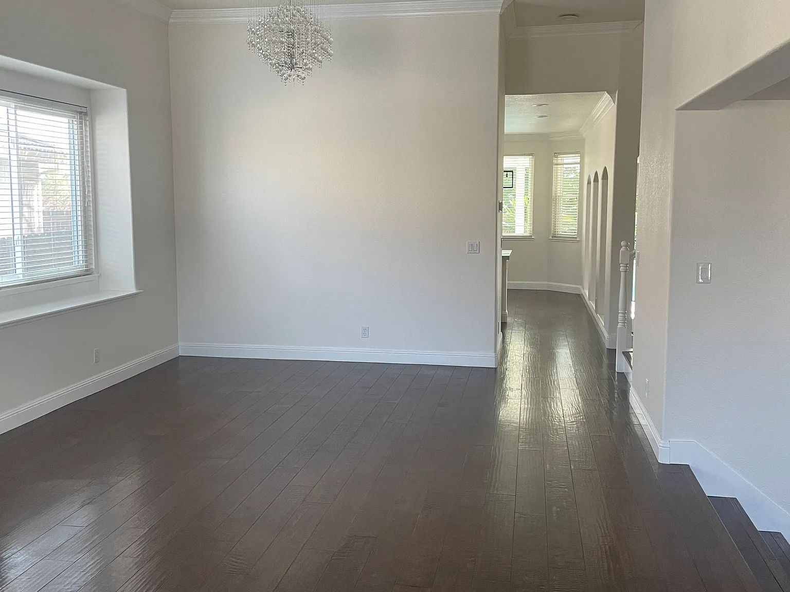 3 bed, 2638 sqft, $4,495 — Photo 3
