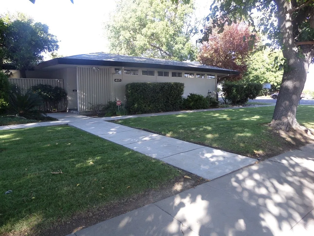 465 E Eaton Ave photo 1