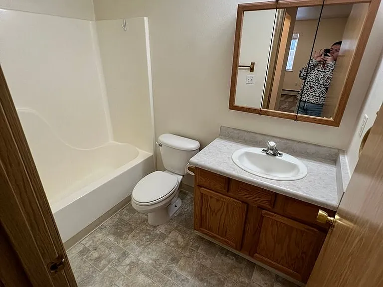 9702 Morningside Loop — Photo 3