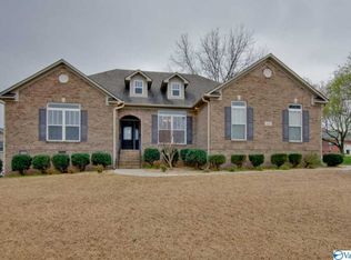 104 Brookshire Cir, Huntsville, AL 35811