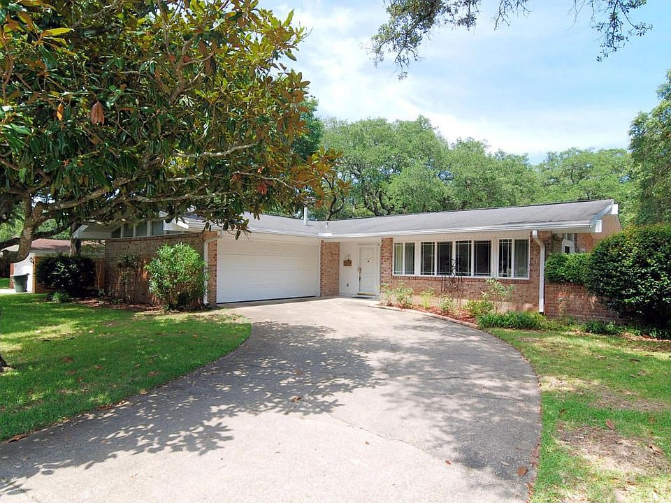 1st image of 269 Briarwood Cir NW