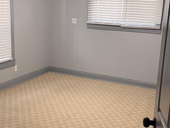 5th image of 4312 Sunset Ave #Avenue43124312