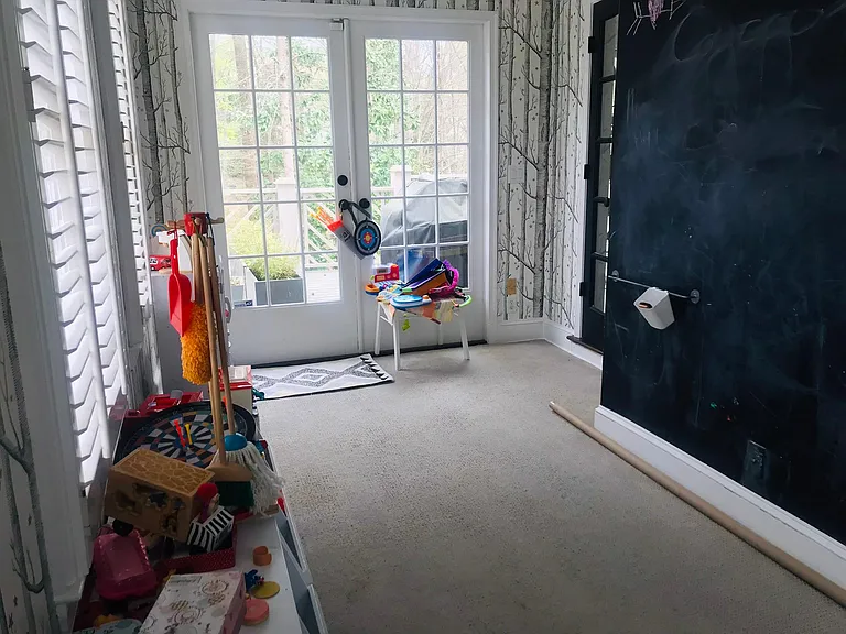 3825 Peachtree Dunwoody Rd NE — Photo 10