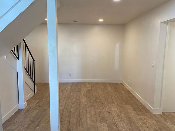 2nd image of 842 Pollard Rd