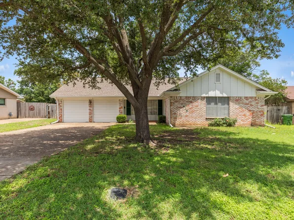 4918 Lakemoor Dr, Waco, TX 76710