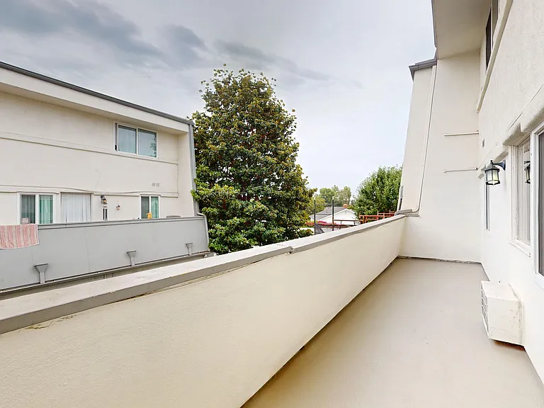 Rosebeach — Photo 45