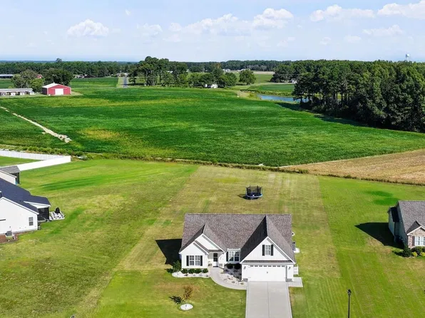 17 Tanseyleaf Dr, Smithfield, NC 27577
