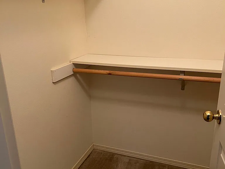 Walk in closet