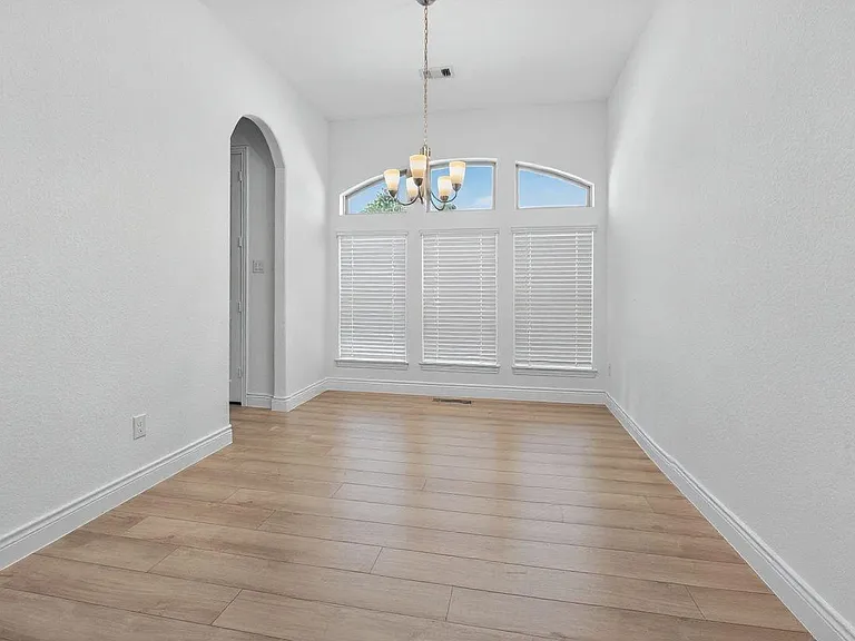 23426 Yaupon Hills Dr — Photo 6
