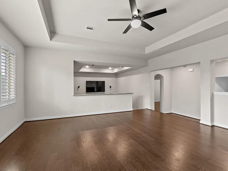 18900 N Bee Cave Springs Cir — Photo 27