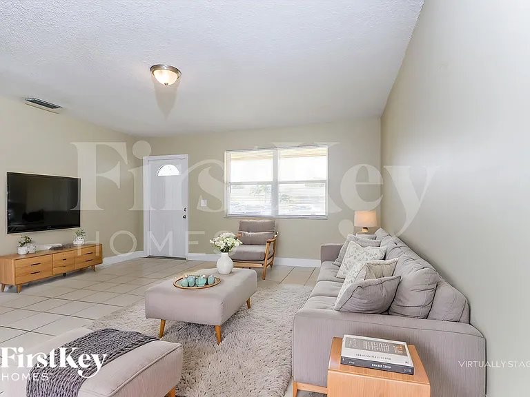 9341 NW 24th Pl — Photo 6