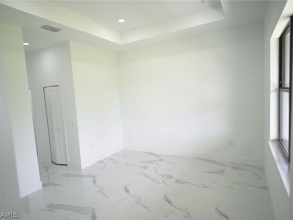 5th image of 908 Sara Ave N