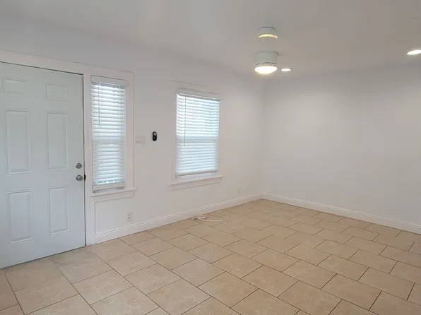 63rd St. Apartments, 3413-3419 W 63rd St #3417, Los Angeles, CA 90043