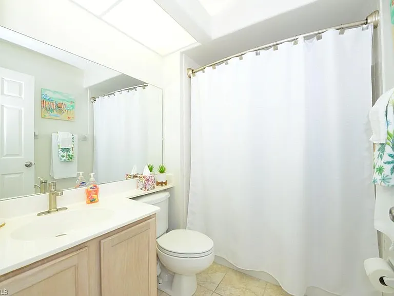 13050 Amberley Ct #708 — Photo 15