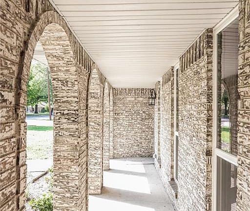 4th image of 308 Highland Dr