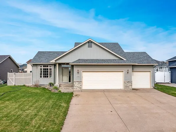 1721 Prairie View Ln NE, Sauk Rapids, MN 56379