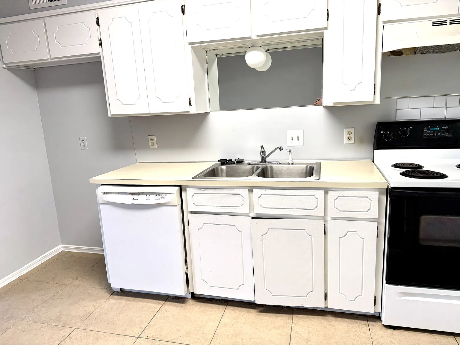 2206 Shenandoah Drive - 1 — Photo 3