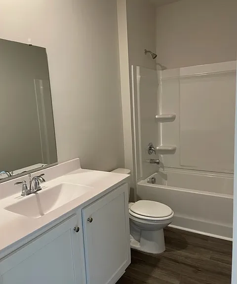 5005 Appleridge Dr — Photo 3