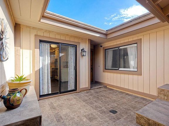 3rd image of 8559 Circle R Valley Ln