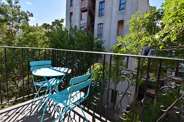 Rented by Bohemia Realty Group | media 25